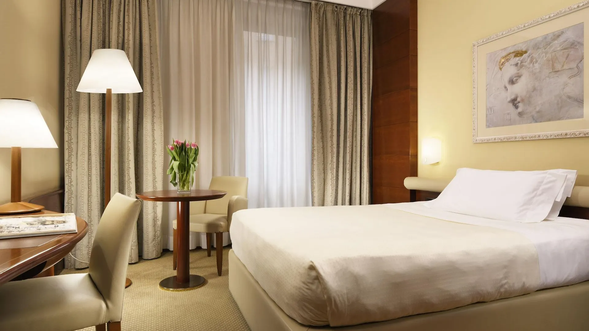 Una Hotels Cusani Milano Italy