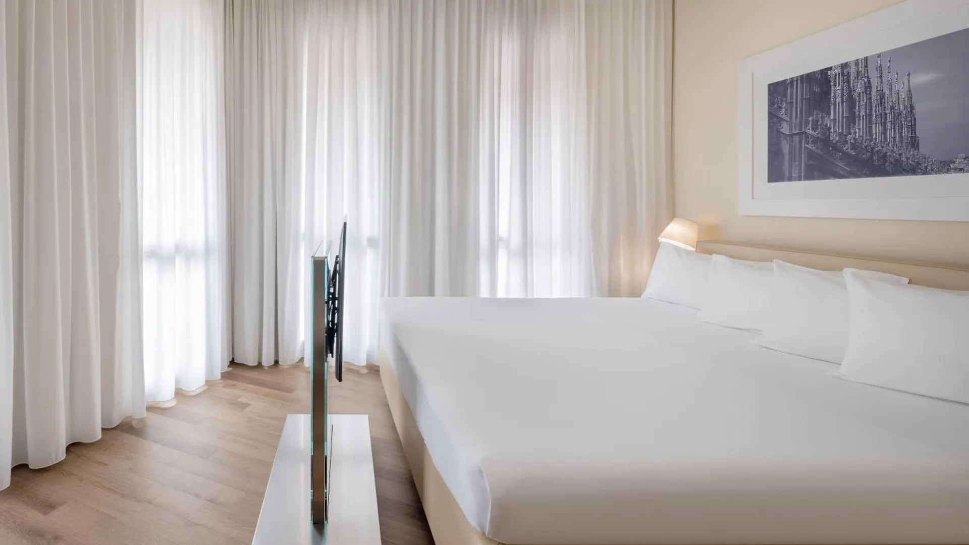 ****  Una Hotels Cusani Milano Italy